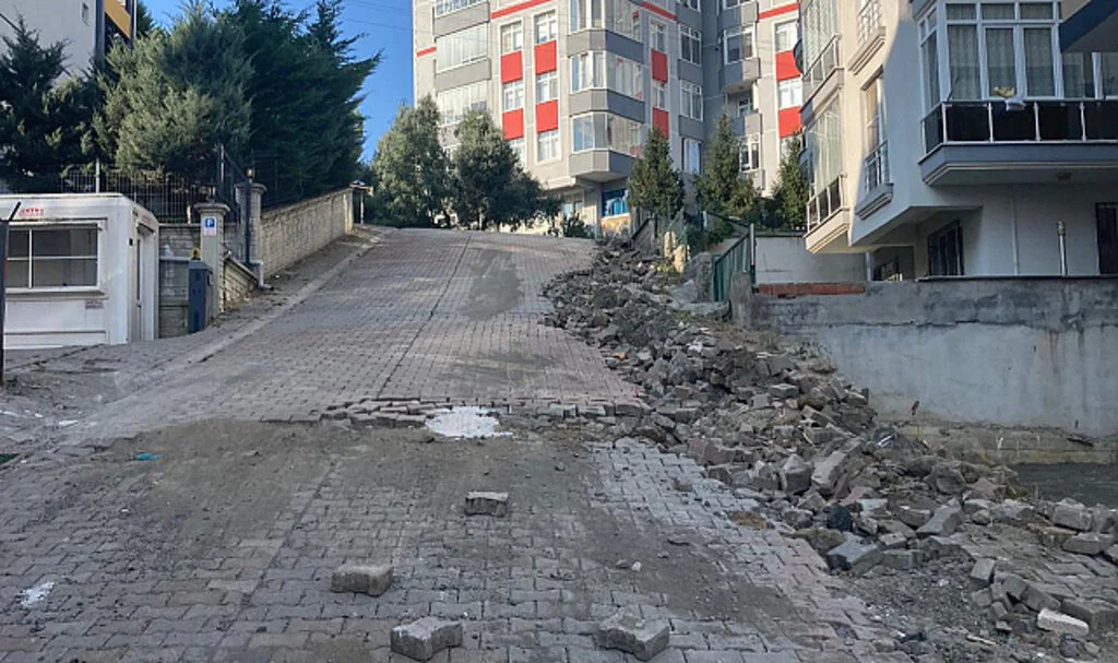 Samsun Atakum'da Vatandaşlardan Yol Çağrısı 