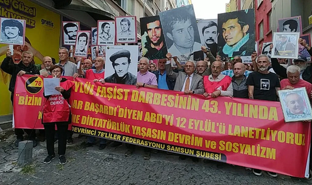 Samsun'da Devrimcilerden 12 Eylül Mesajı 