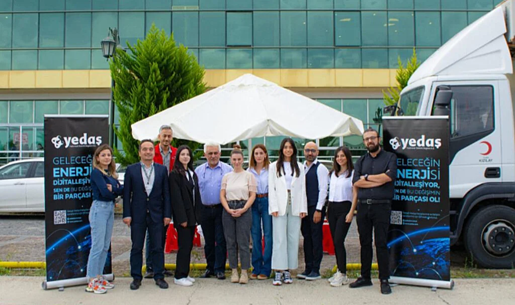 Samsun'da Elektrik Şirketi Çalışanlarından Kızılay'a Kan Bağışı