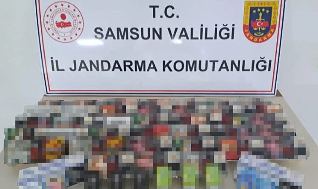 Samsun'da Jandarma 7 Bin 860 Adet Makaron Ele Geçirdi