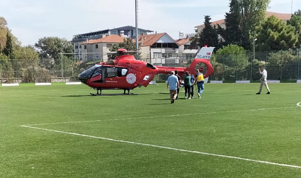 Samsun'da kalp krizi geçiren hastanın imdadına 112 helikopteri yetişti 