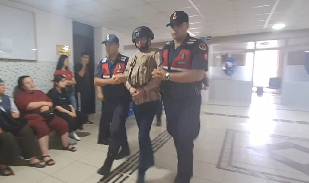 Samsun'da Kına Gecesinde Gelinin Babasının Öldüren Şüpheli Adliyede 