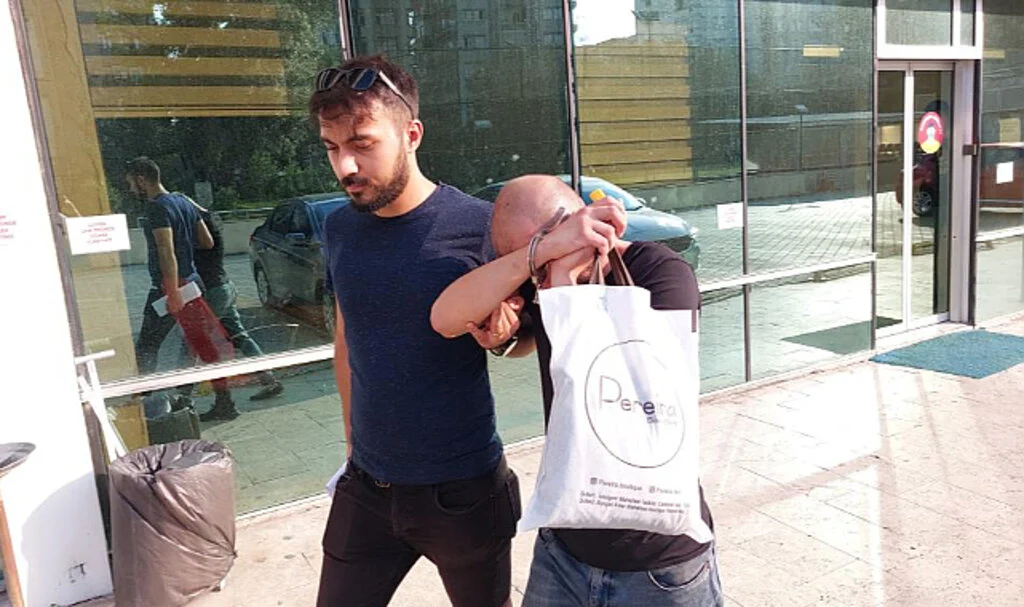 Samsun'da Şüpheli Araçta Uyuşturucu Ele Geçti: 1 Kişi Tutuklandı