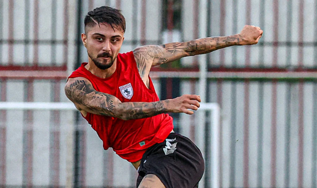 Samsunspor’un Antalyaspor karşılaşmasında Soner ‘Gönül’den oynadı