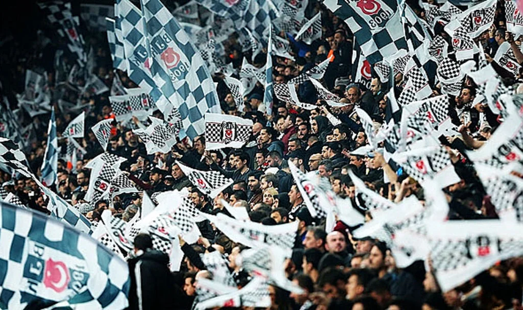 Trabzon'da Beşiktaş taraftarı maça alınmayacak