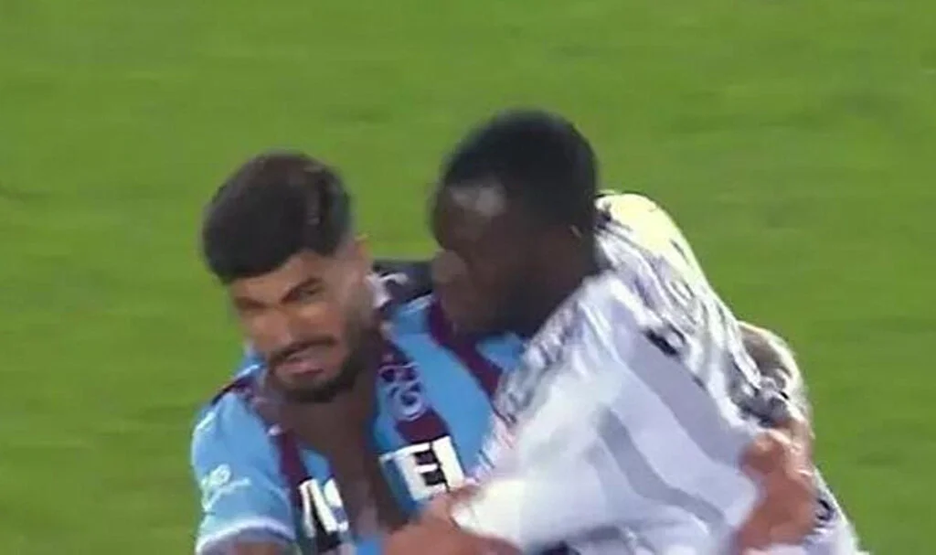 Trabzonspor - Beşiktaş maçında tartışılan pozisyonlar! Eski hakemler değerlendirdi...