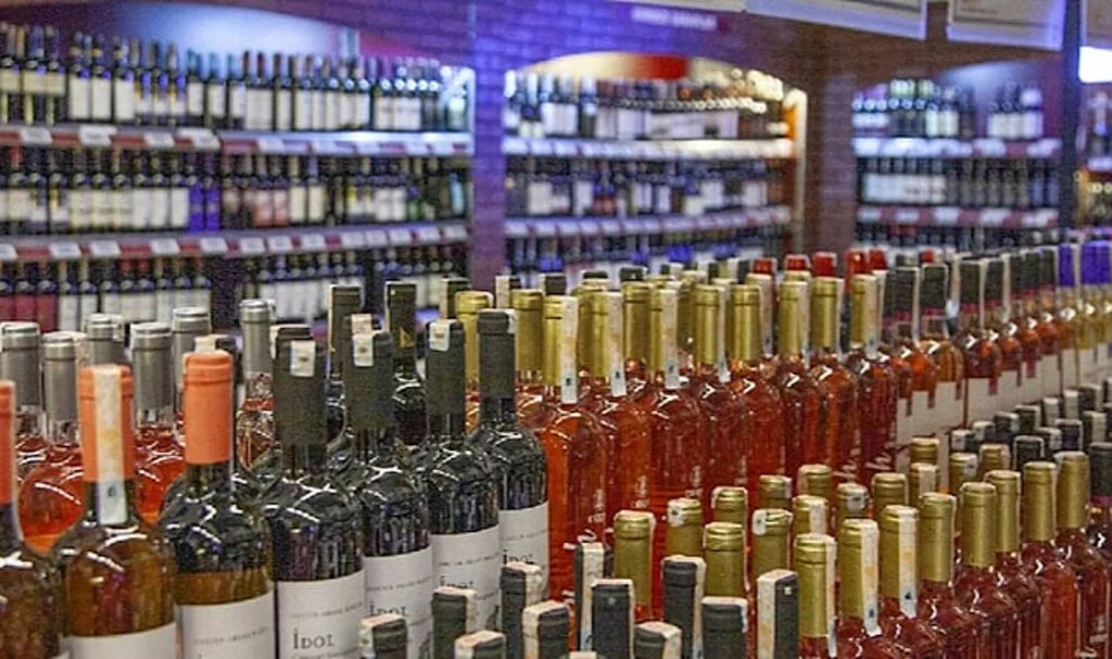 Tütün Mamulleri ve Alkollü İçki Satışına Yeni Kısıtlamalar