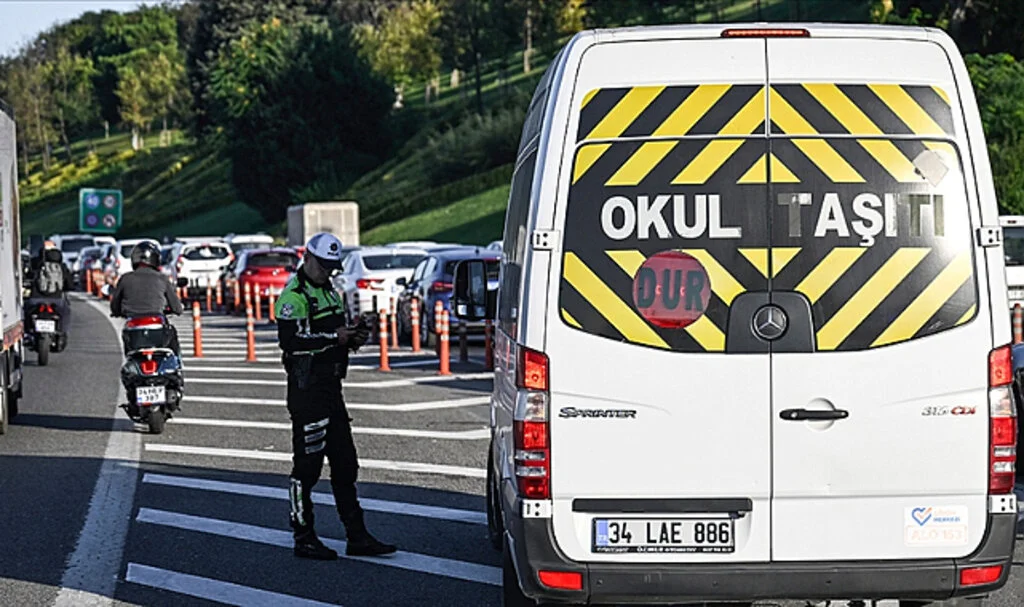 Ülke genelinde 112 bin 241 okul servisi denetlendi