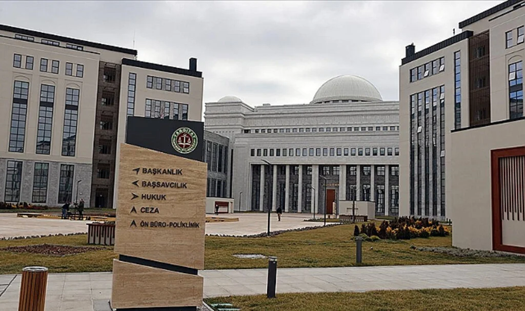 Yargıtaydan "Kaynanaya Hakaret Eden Geline Nafaka Yok" Kararı