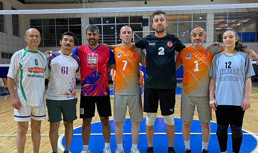 100.Yıl Voleybol Turnuvası Final Zamanı