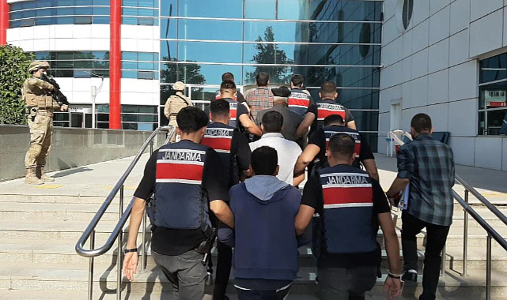 Adıyaman’da PKK/KCK silahlı terör örgütüne yardım ve yataklık yapanlara operasyon