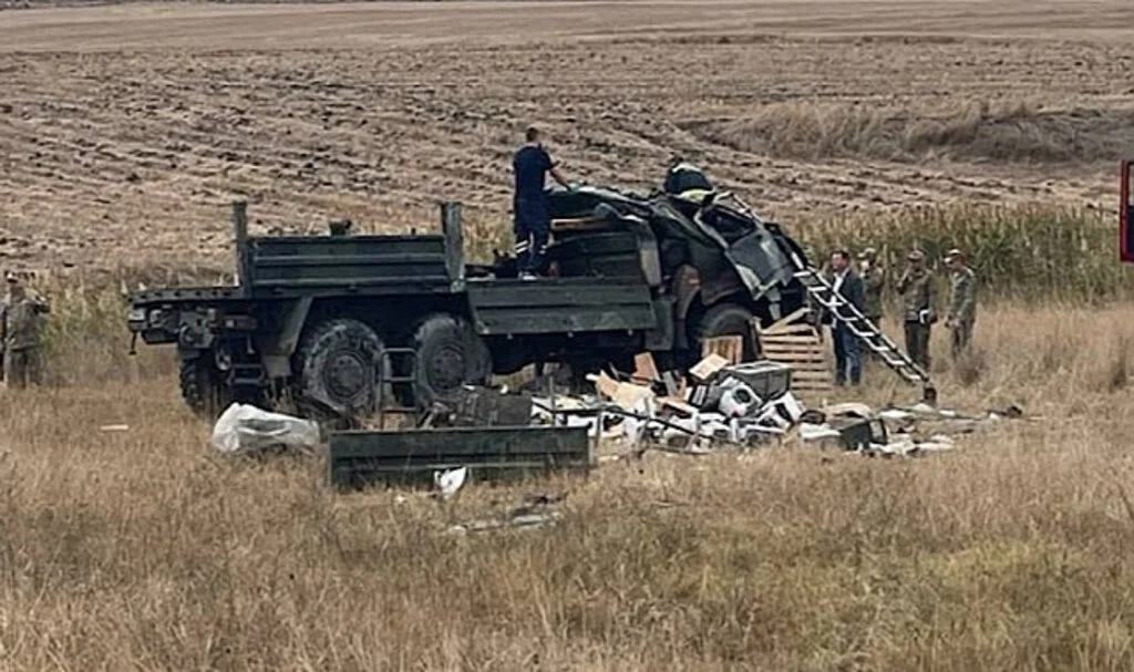 Askeri araç devrildi: Şehit ve yaralılar var