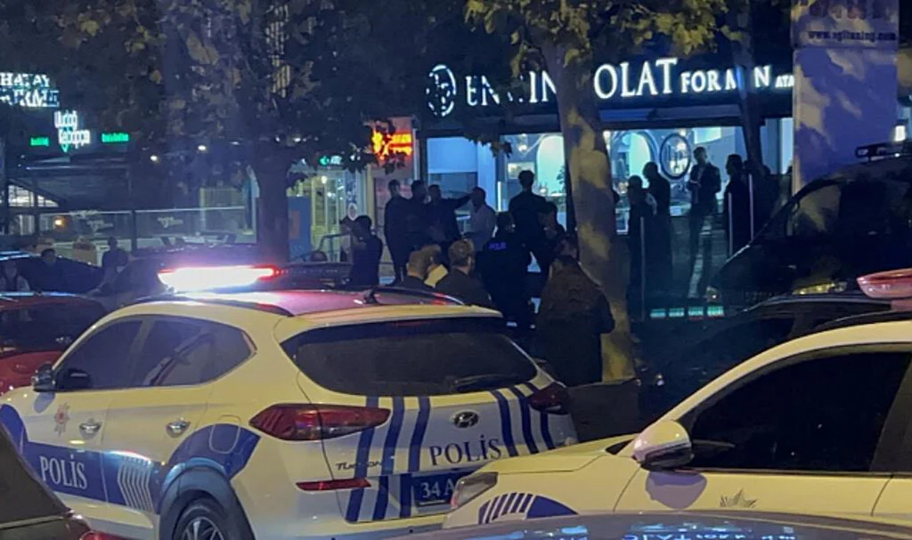 Ataşehir’de Engin Polat'a Ait Kuaföre Silahlı Saldırı