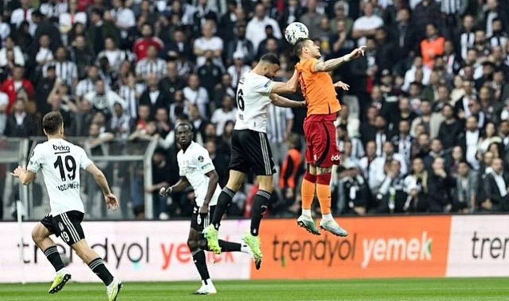 Beşiktaş'a PFDK'dan milyonluk ceza! Galatasaray derbisinde...