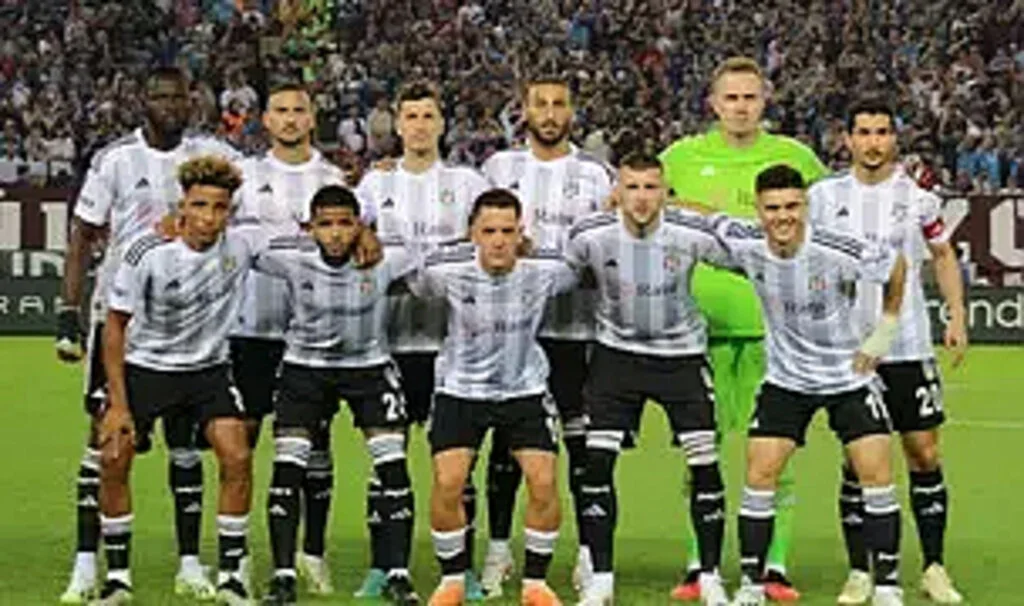 Beşiktaş'ta şoke eden sakatlık! Galatasaray derbisinde forma giyemeyecek...