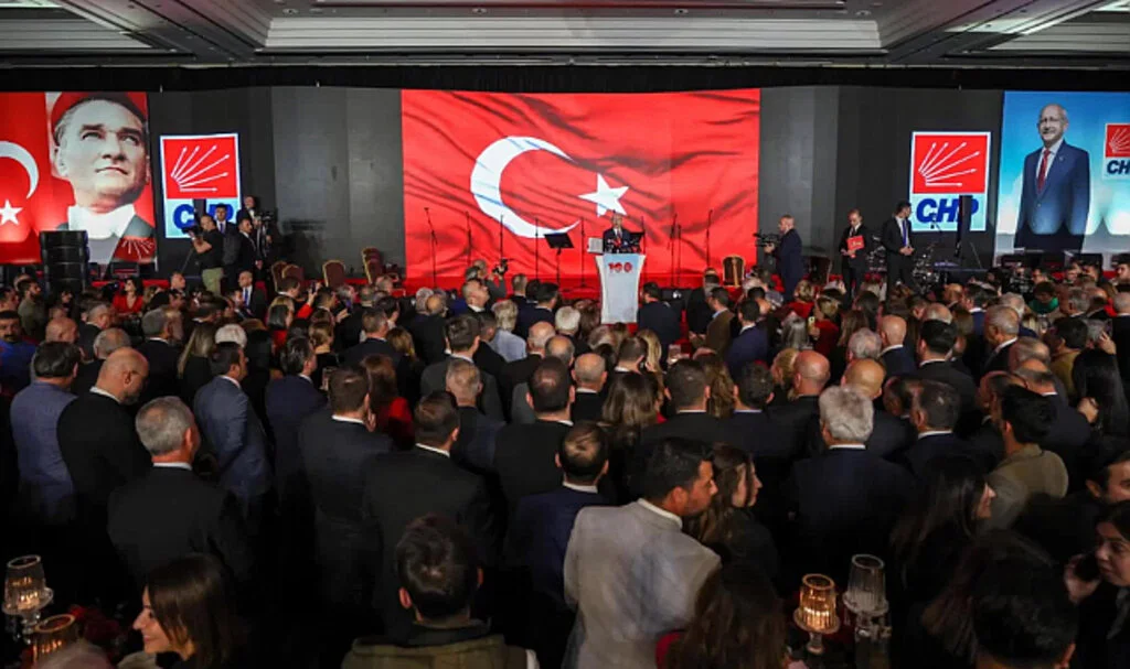 CHP’den “Yüzyılın Marşı”