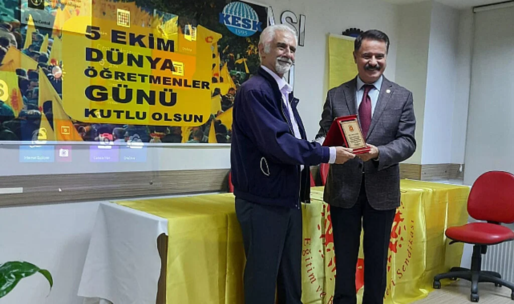 Eğitim Sen Samsun Şube Başkanı Ersin Gür: 'Yeni Öğretmenlik Meslek Kanunu İptal Edilmeli'