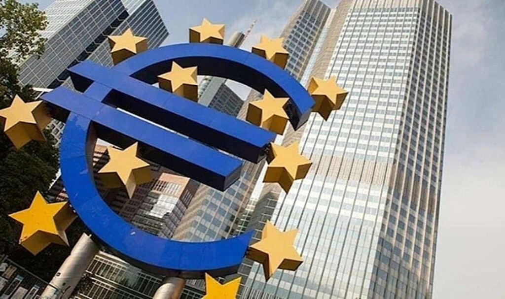 Euro bölgesi PMI 3 yılın en düşük seviyesinde: Resesyon işaretleri artıyor