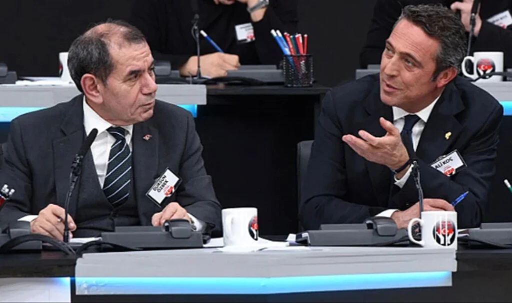Fenerbahçe, Galatasaray Başkanı Dursun Özbek'in açıklamalarına iki cümlelik yanıt verdi