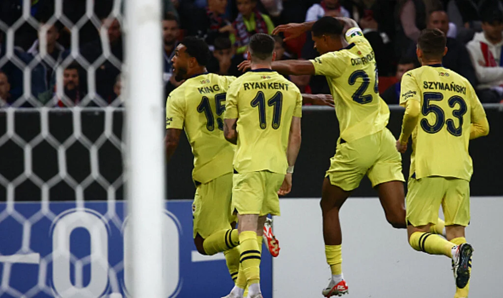 Fenerbahçe, Spartak Trnava'yı 2 golle yendi