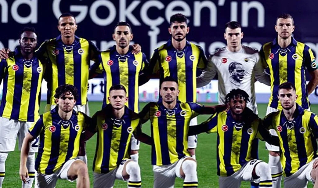 Fenerbahçe'ye Trabzonspor maçı öncesi iki yıldızdan kötü haber