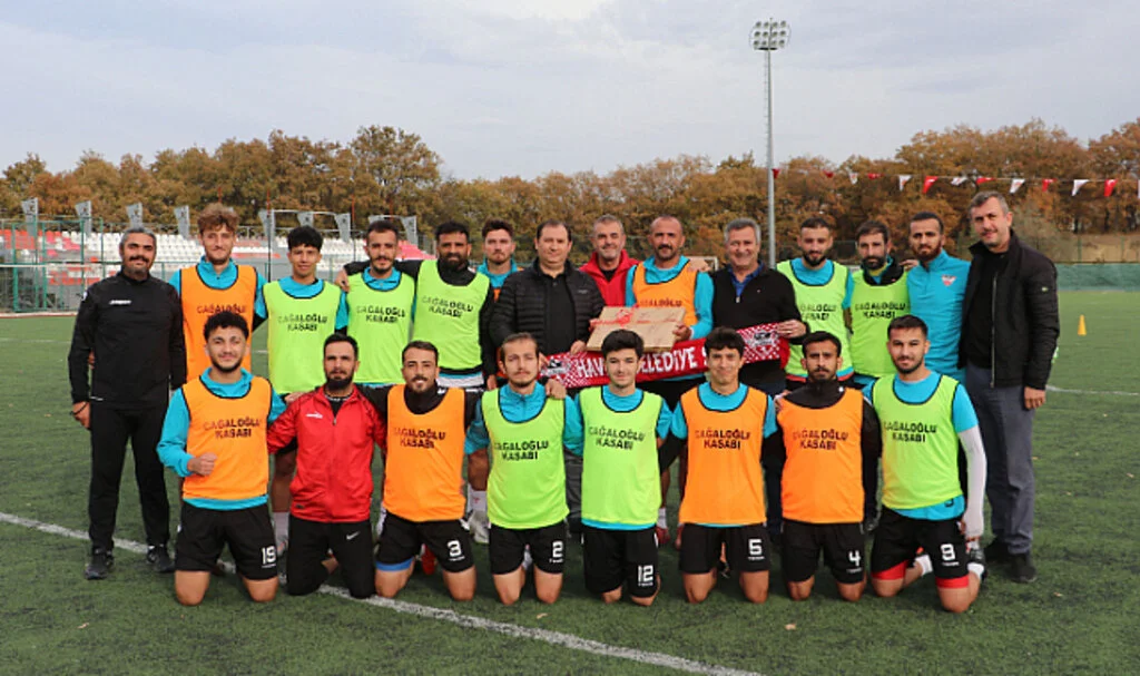 Havza Belediyespor'un Futbolcularına Tatlı Dopingi