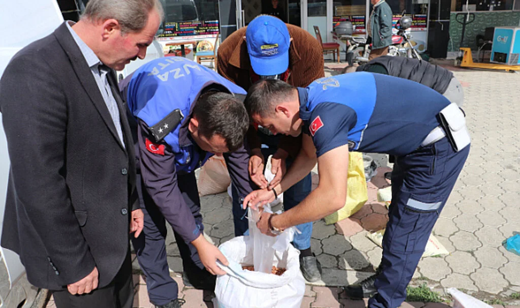 Havza'da Zabıta Pazarda Denetim Yaptı