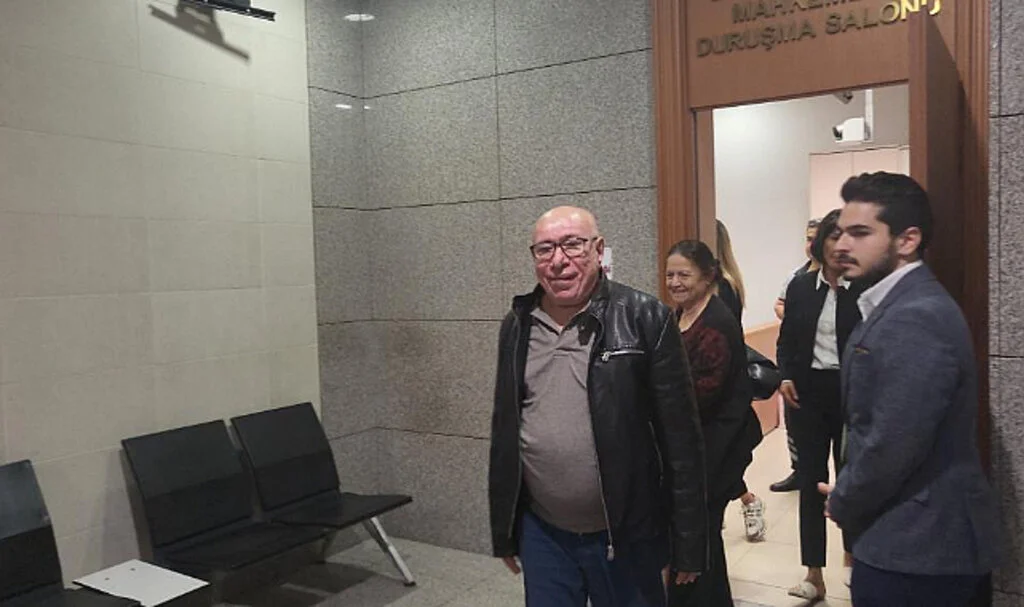 İlyas Salman Cumhurbaşkanına hakaret iddiasıyla hakim karşısına çıktı
