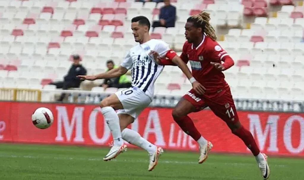 Kasımpaşa, Sivasspor’u deplasmanda 1-0 mağlup etti