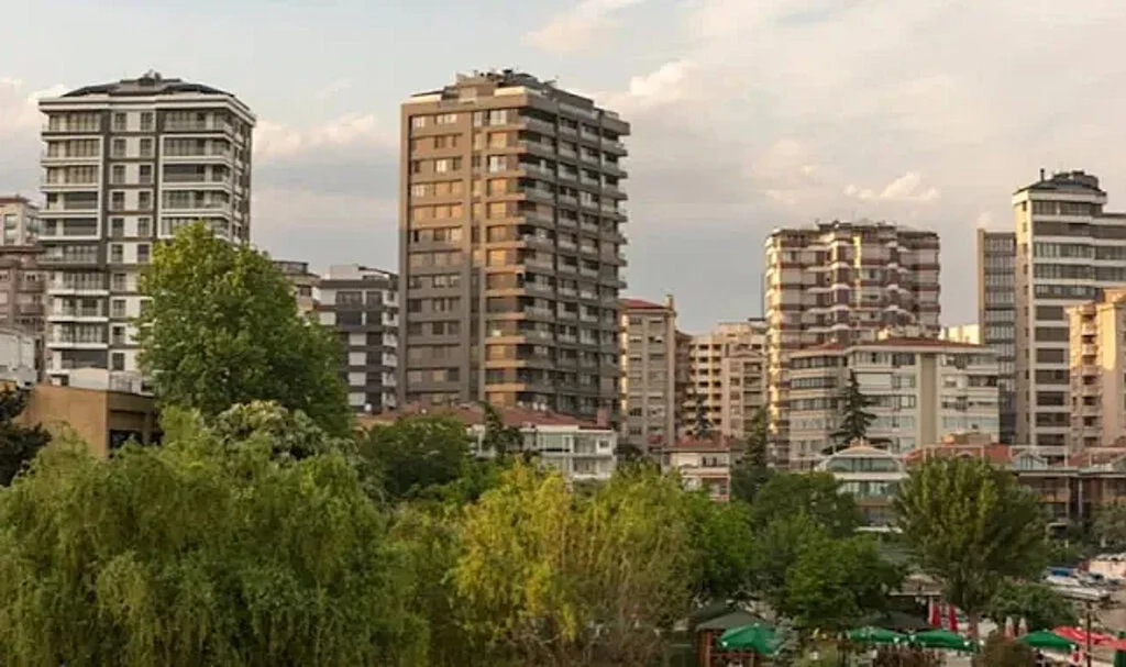 Konut fiyatları ağustosta yıllık yüzde 90,3 arttı