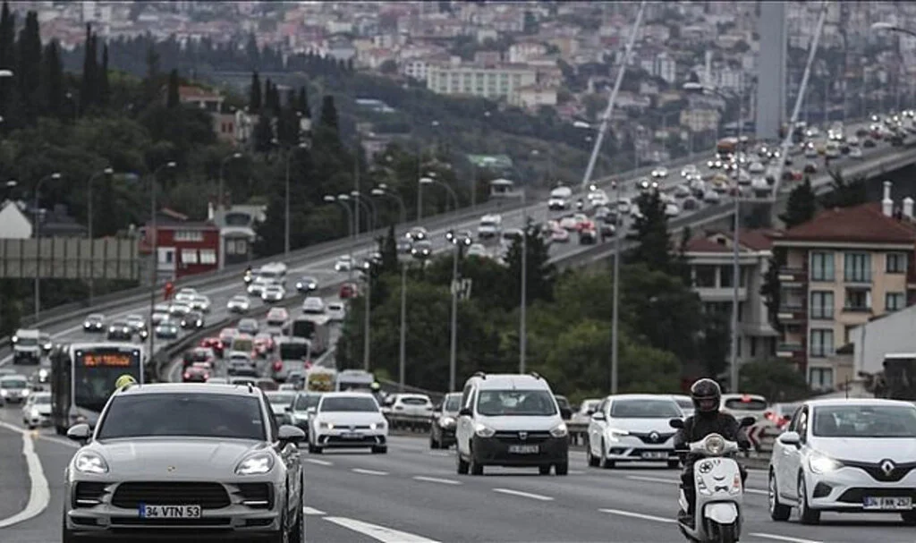 Köprü ve otoyol ücretlerine zam geldi! İşte zamlı geçiş ücretleri