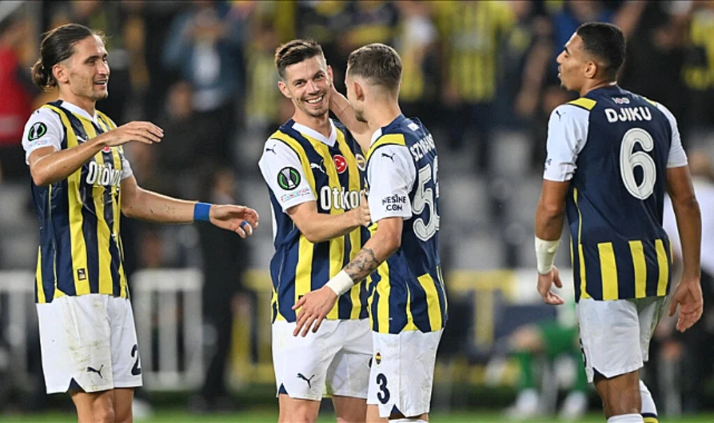 Lider Fenerbahçe, Süper Lig'de yarın Pendikspor'a konuk olacak