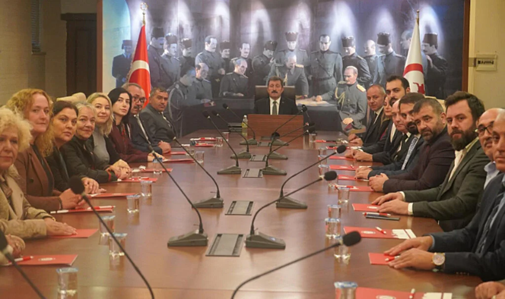 MHP'den Samsun Valisi Tavlı’ya ziyaret