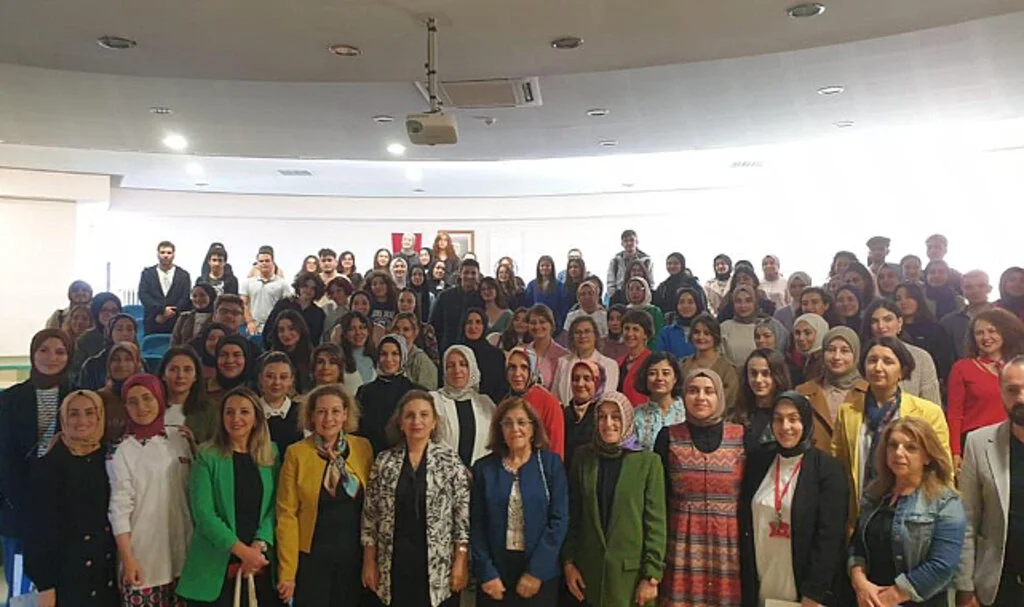 OMÜ’de mezun öğrenci buluşması