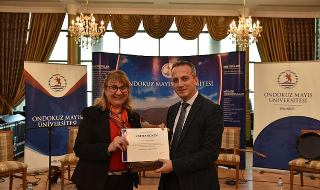 OMÜ mezunları Samsun'da bir araya geldi