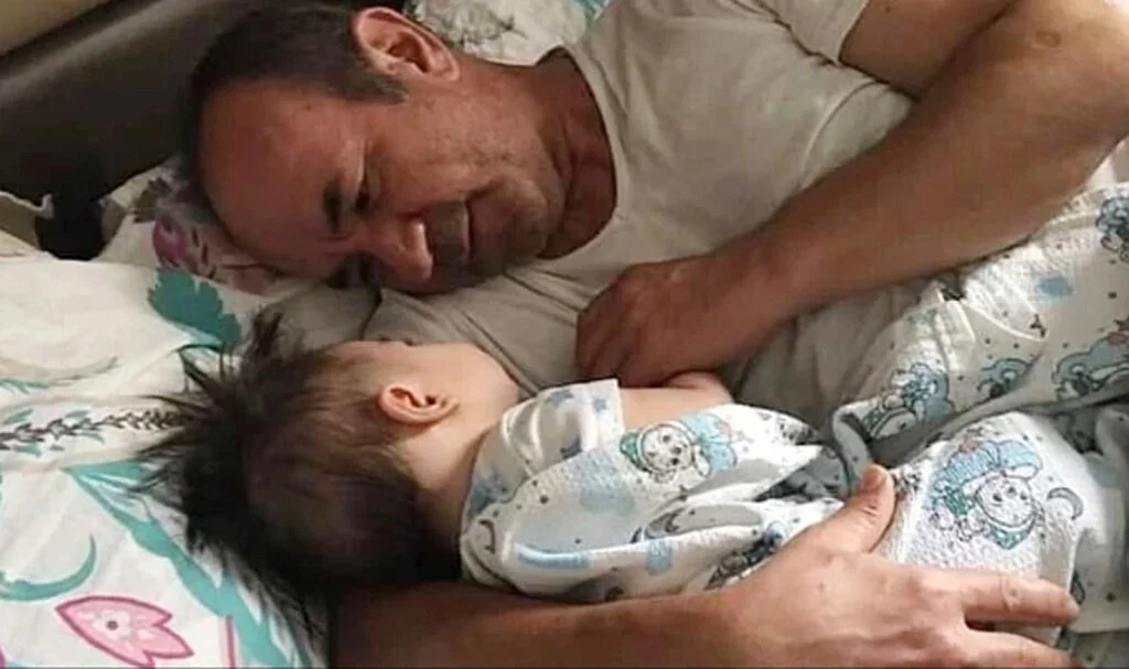 Oyuncu Engin Yüksel'in 2 Yaşındaki Oğlu Vefat Etti