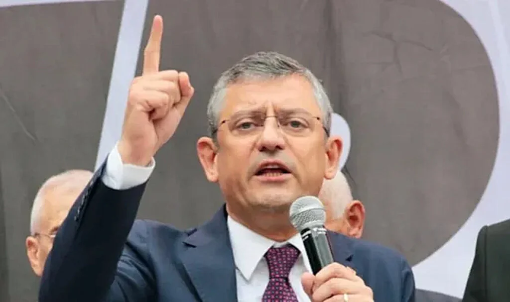 Özgür Özel: Evladımızın katili, yeterince yurt yapmayanlardır