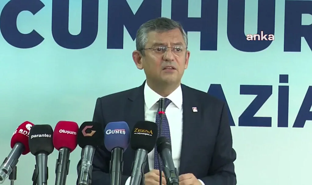 Özgür Özel, Gaziantep'te: "Size söz veriyorum CHP'nin siyaset yapış biçimi değişecek"