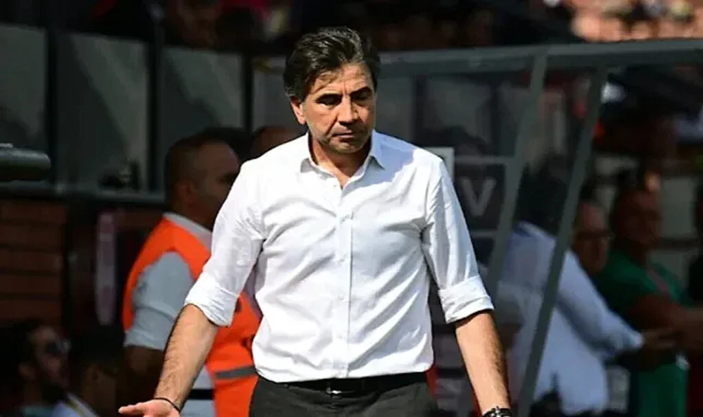Pendikspor Teknik Direktörü Osman Özköylü: “Hiçbir yere gitmiyorum”
