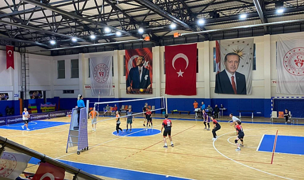 Salıpazarı Voleybol Şöleni Başladı