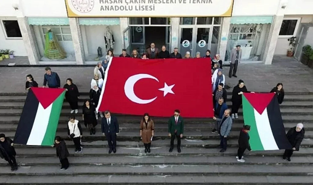Samsun Bafra'da Öğrencilerden Filistin'e destek