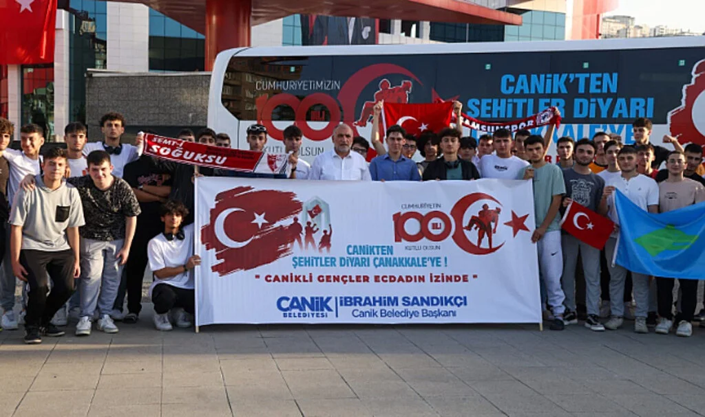 Samsun Canikli gençler Çanakkale'de 