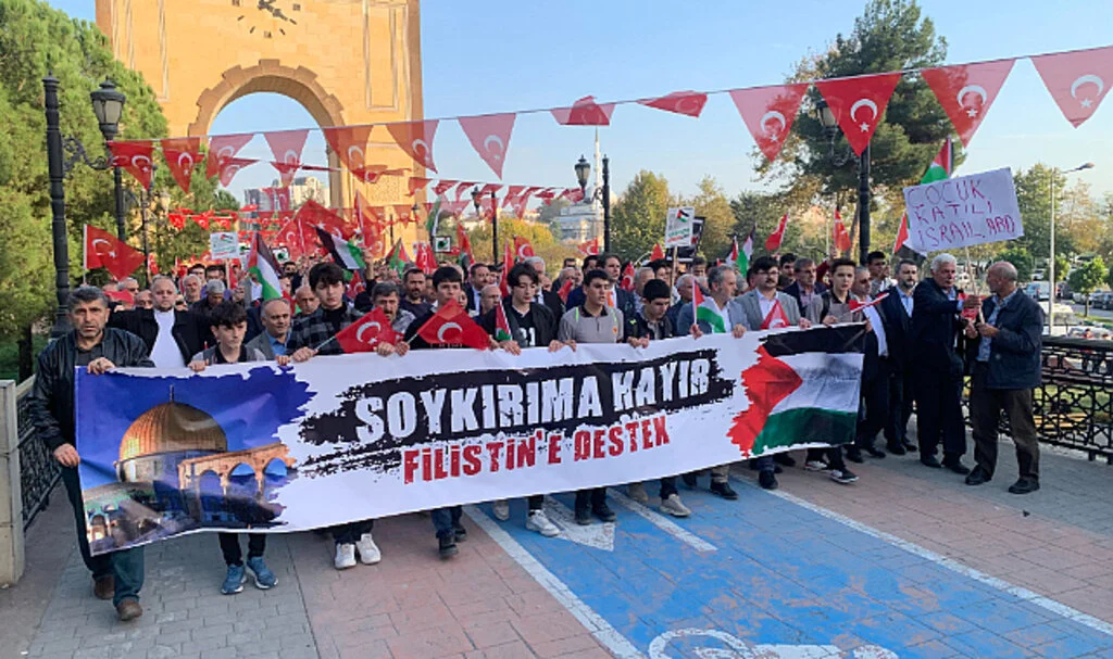 Samsun Çarşamba'da Filistin'e destek yürüyüşü  