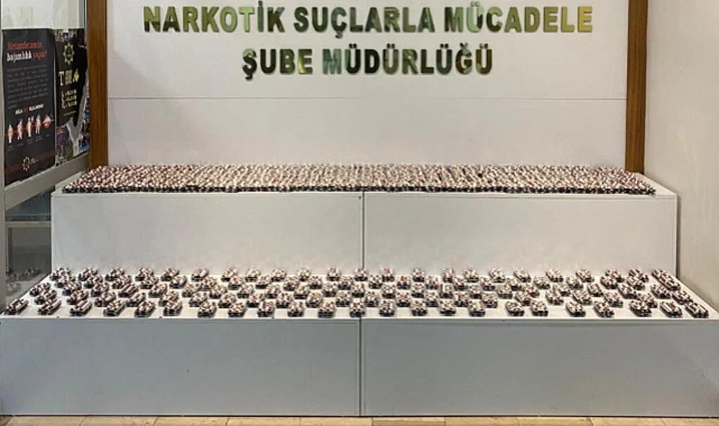 Samsun'da 18 Bin 642 Adet Sentetik Ecza Ele Geçirildi