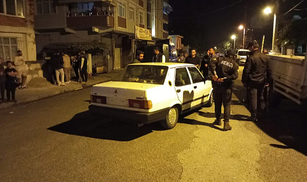 Samsun'da Bıçaklı Saldırıya Uğrayan Kişi Yaralandı 