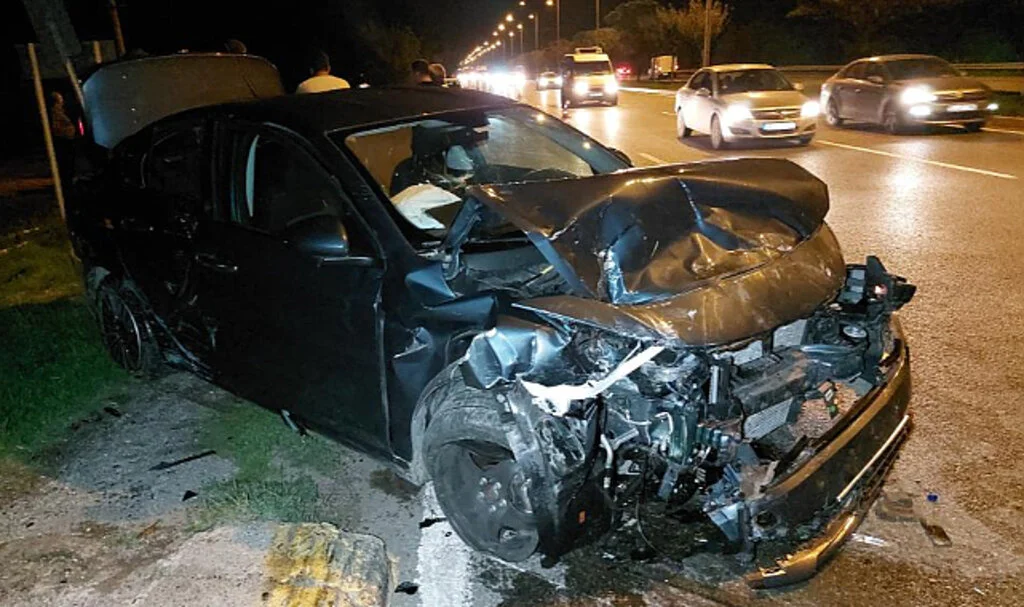 Samsun'da iki otomobil çarpıştı: 4 yaralı