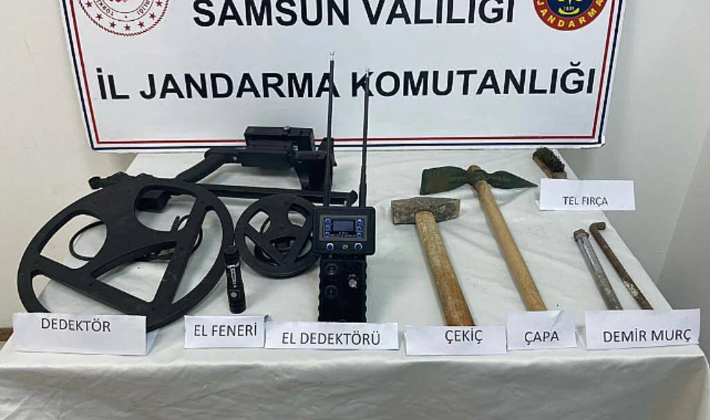 Samsun'da kaçak kazı yapan 4 şüpheli gözaltına alındı