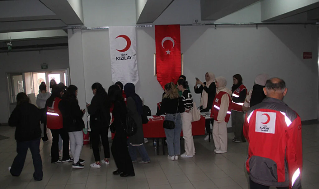 Samsun'da Kızılay gönüllü sayısını artırıyor 