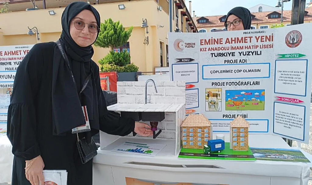 Samsun’da Lise öğrencilerinden Bilim Şenliği ve Türkiye Yüzyılı Sergisi