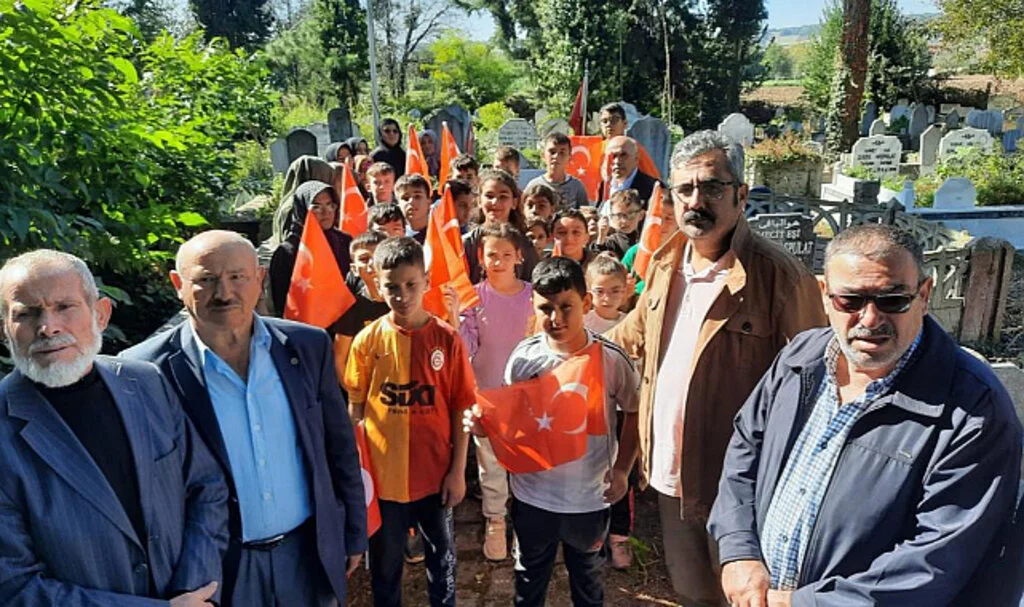 Samsun'da Şehit Komando Er Kabri Başında Anıldı
